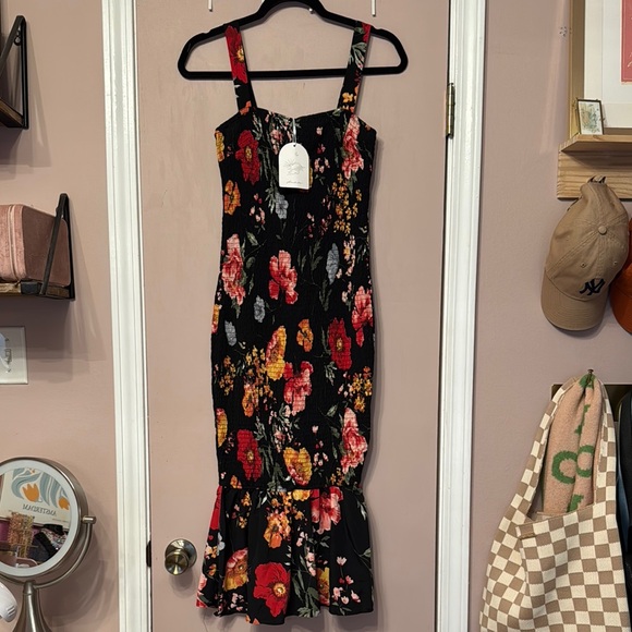 fortunate one Dresses & Skirts - Floral Black Dress